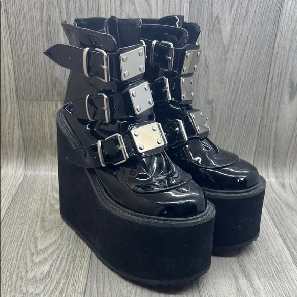 Demonia | Shoes | Demonia Swing5 Patent Platform Boots With  display picture 1